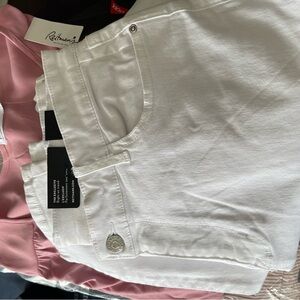 White reitmans Jeans